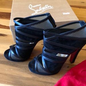 Christian Louboutin Commandanta 39.5 worn once